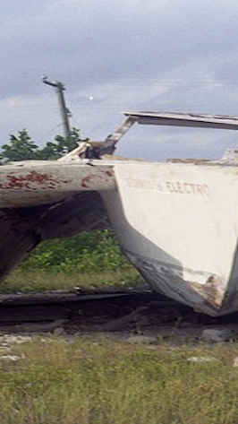 Photo du bateau (le Teignmouth Electron, un trimaran) que Donald Crowhurst a utilisé pour sa course à la voile en solitaire.
